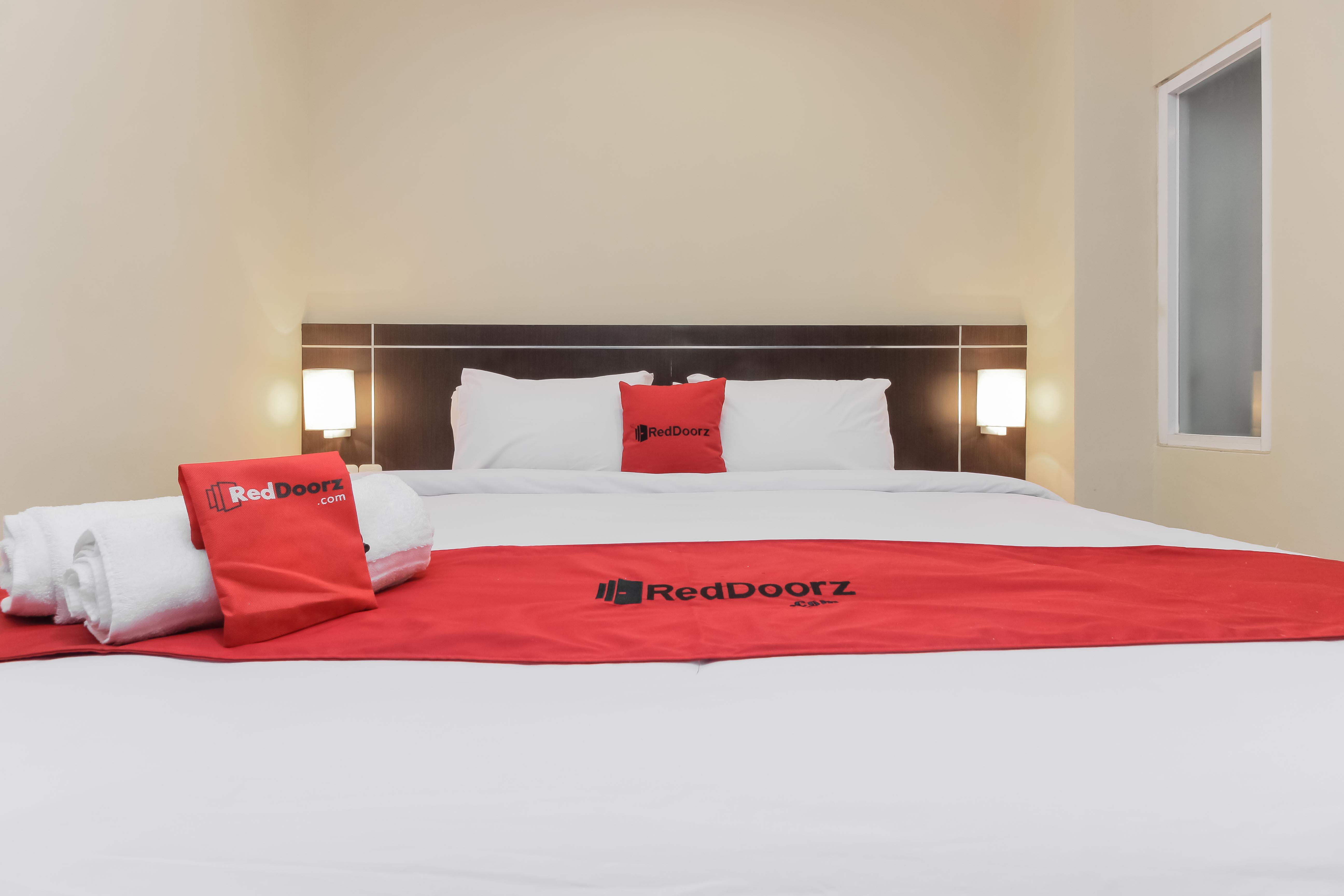 RedDoorz Plus @ Thamrin Dżakarta Zewnętrze zdjęcie
