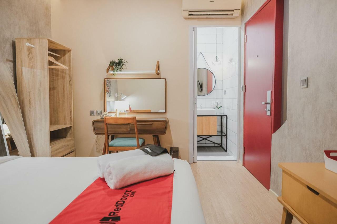 RedDoorz Plus @ Thamrin Dżakarta Zewnętrze zdjęcie
